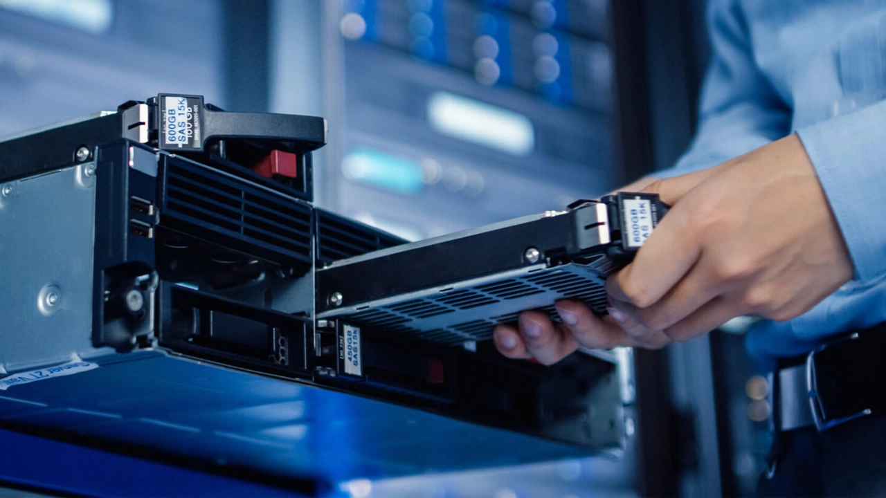 Sunucu Kurulumu ve Bakımı